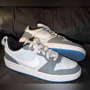 Nike Court Low Boys Sz 6